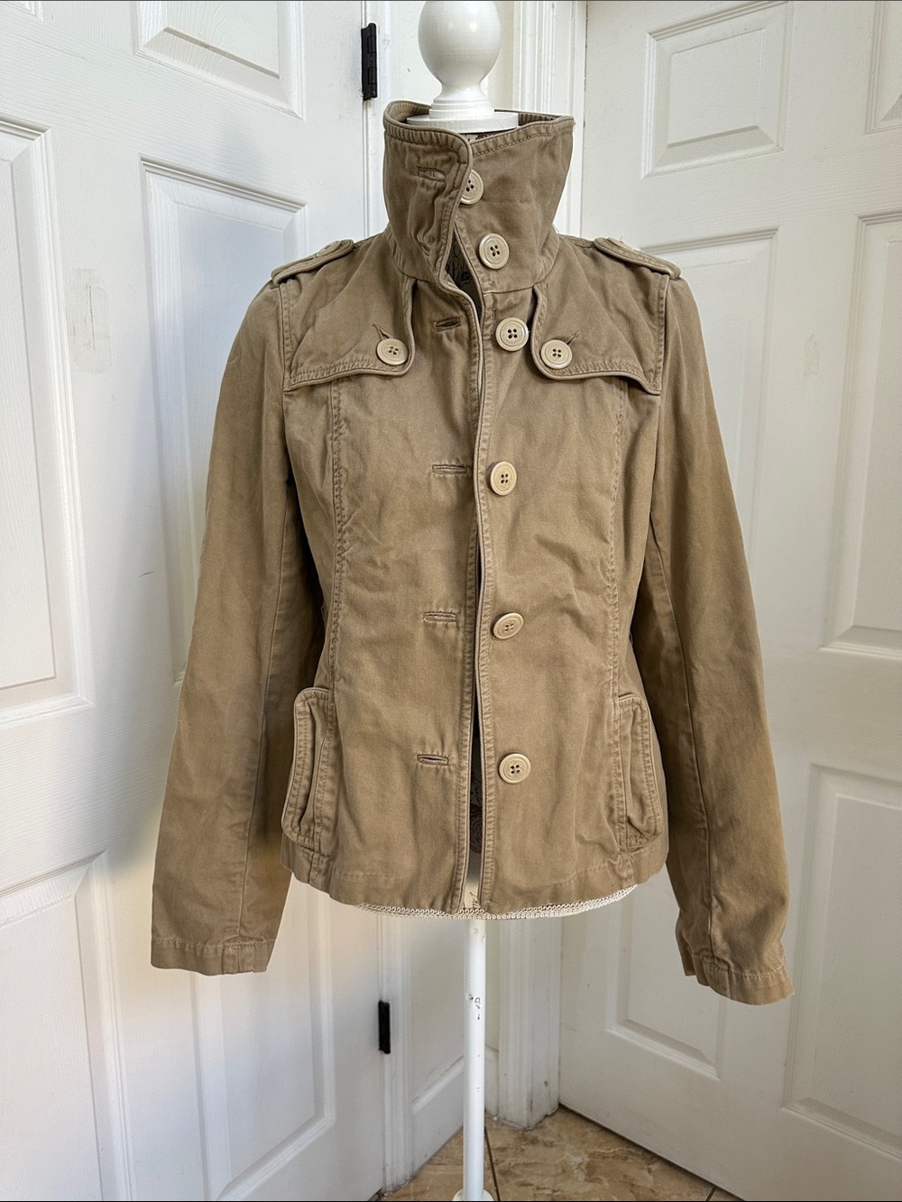 American Eagle Outfitters Women’s Tan Military Style Utility Jacket Button Front